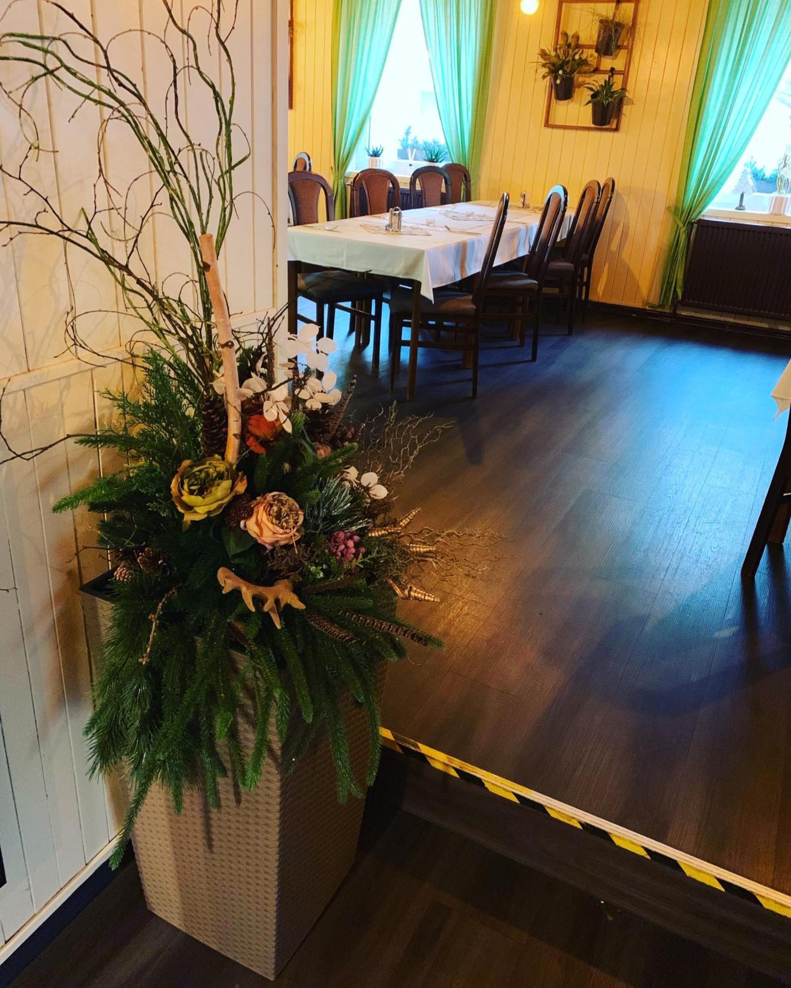 Penzion & Restaurace U Vily Sezimovo Usti Exteriör bild